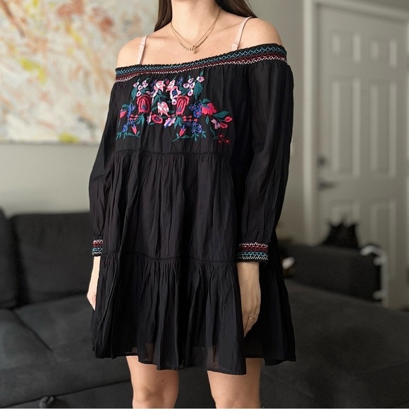 Free People Sunbeams Floral Embroidered Off The Shoulder Boho Dress - Black - S - Picture 3 of 14